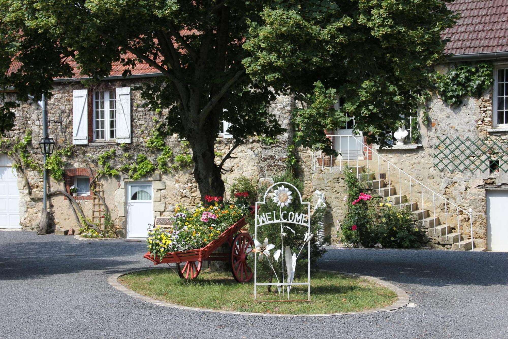 Domaine Du Moulin De L'Etang Bed & Breakfast Chatillon-sur-Marne ภายนอก รูปภาพ